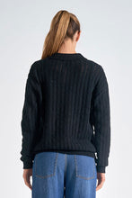 Load image into Gallery viewer, ELAN - Sweater Cardigan in Black
