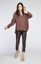 Load image into Gallery viewer, GENTLE FAWN - Fiona Blouse Top - Heather Amaretto

