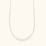 NIKKI SMITH - Nina Dainty Pearl Necklace