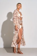 Load image into Gallery viewer, ELAN Brown Cabos Print Kimono Robe
