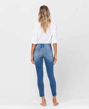 Load image into Gallery viewer, MID-RISE SKINNY JEAN
