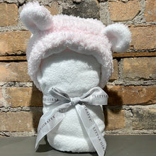 Load image into Gallery viewer, Little Giraffe - Chenille Towel
